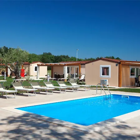 بيت للعطل Holiday Camping Park Umag.2 *